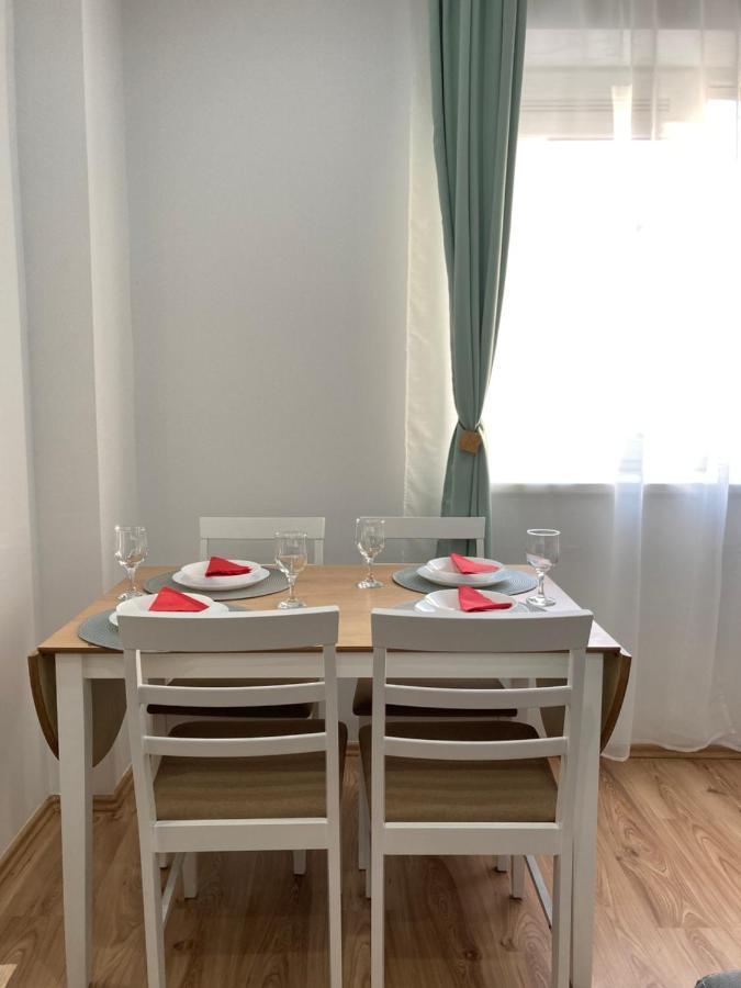 Laroka House Rin Grand Residence Modern Apartment Bucureşti Eksteriør bilde