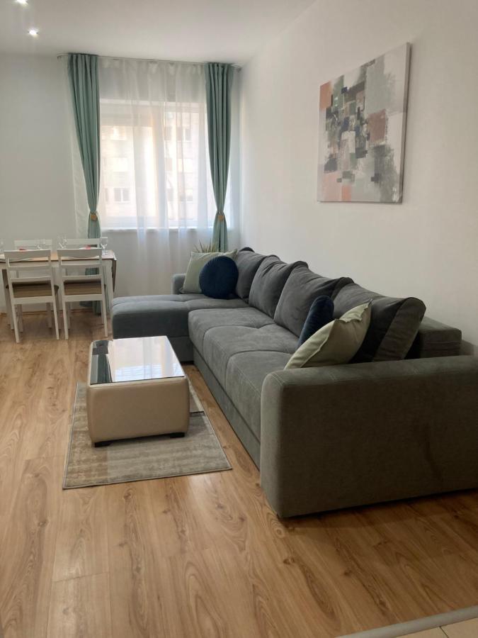 Laroka House Rin Grand Residence Modern Apartment Bucureşti Eksteriør bilde